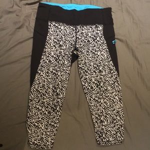Printed Lululemon Crop Pants